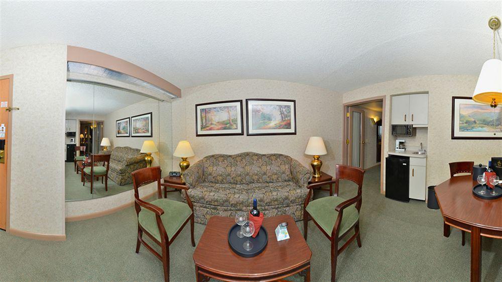 Holiday Inn Wilkes Barre - East Mountain, An Ihg Hotel Εξωτερικό φωτογραφία